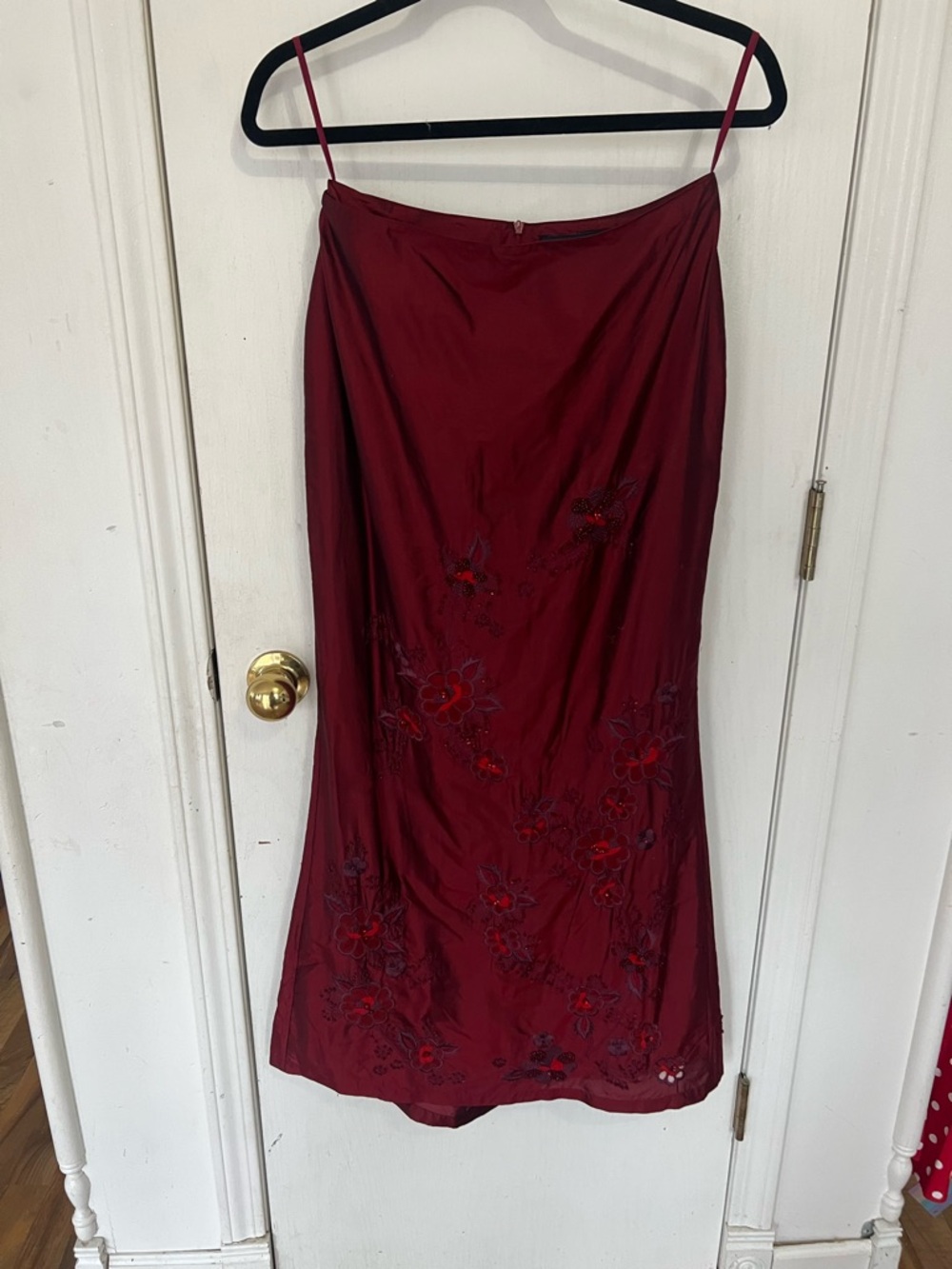 Y2K French Connection Burgundy Silk embellished bias cut skirt, size 6 / Small - Picture 2 of 12